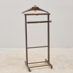 1597 8473 VALET STAND